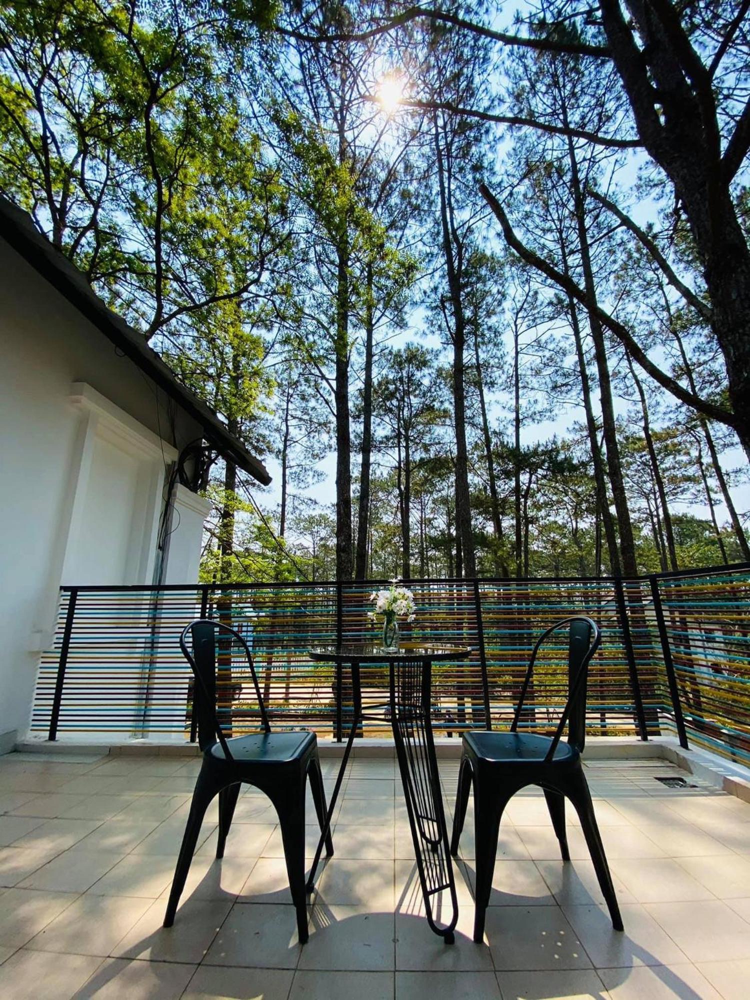 Homestay Snghe Mang Den *