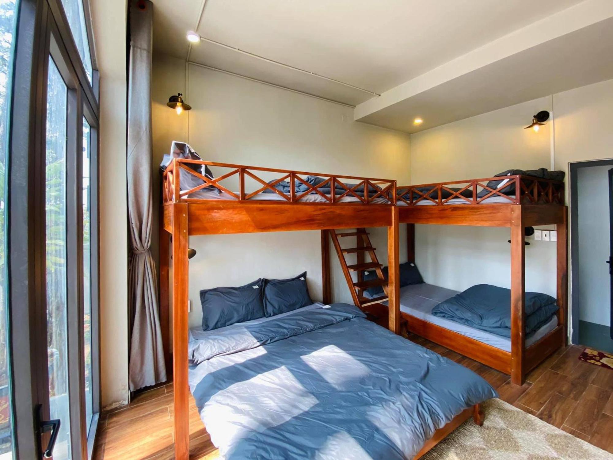 Homestay Snghe Mang Den *